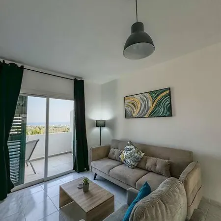 Pelagos Panorama 2b, Seaview, Pool Apartment Klorakas