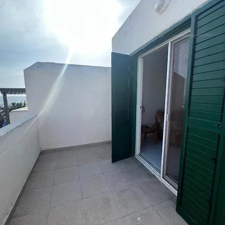 Pelagos Panorama 2b, Seaview, Pool